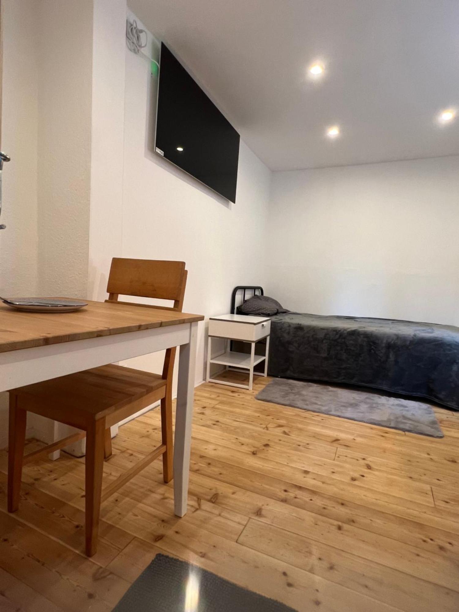 Mehrere Zimmer In Erster Lage 锡根 外观 照片
